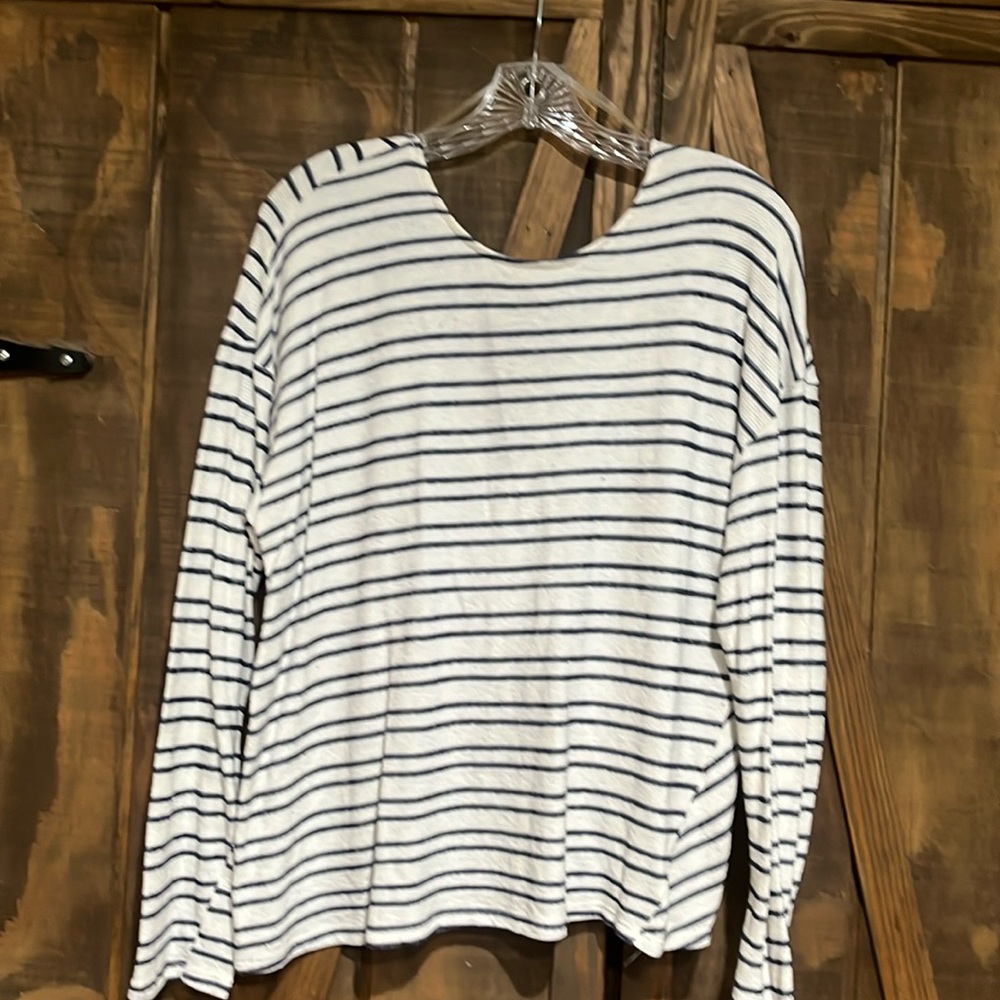 Twisted back sweater